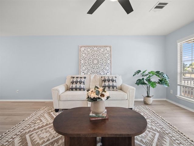 173 Decker, Kyle, TX 78640