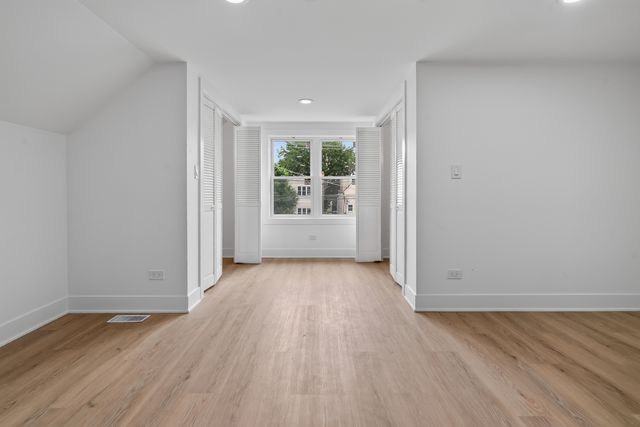 3527 N Kostner Avenue, Chicago, IL 60641