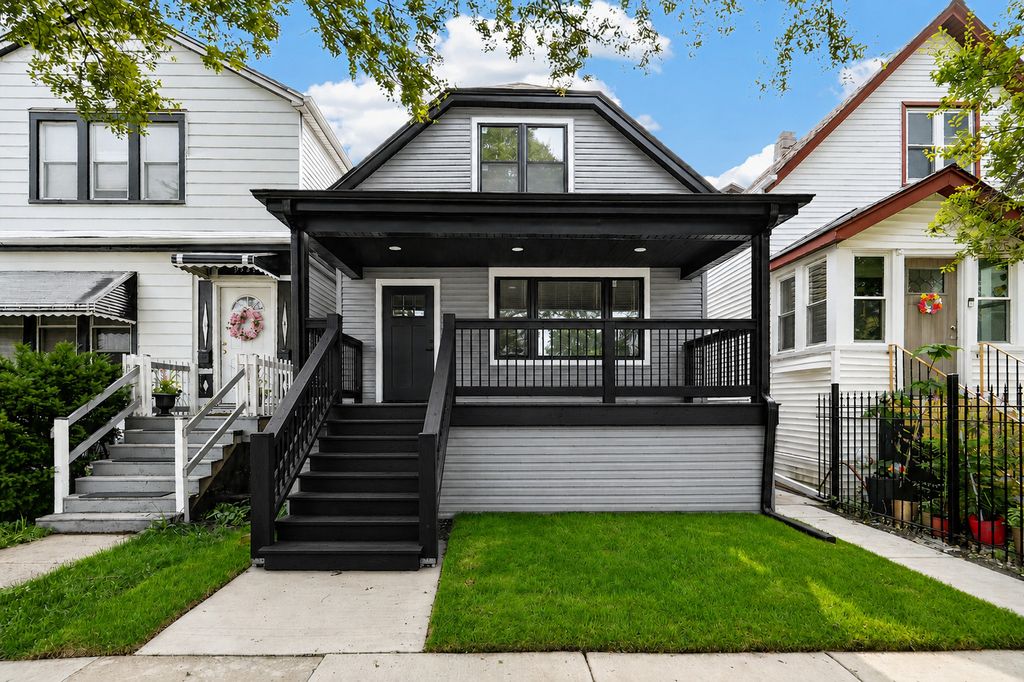 3527 N Kostner Avenue, Chicago, IL 60641
