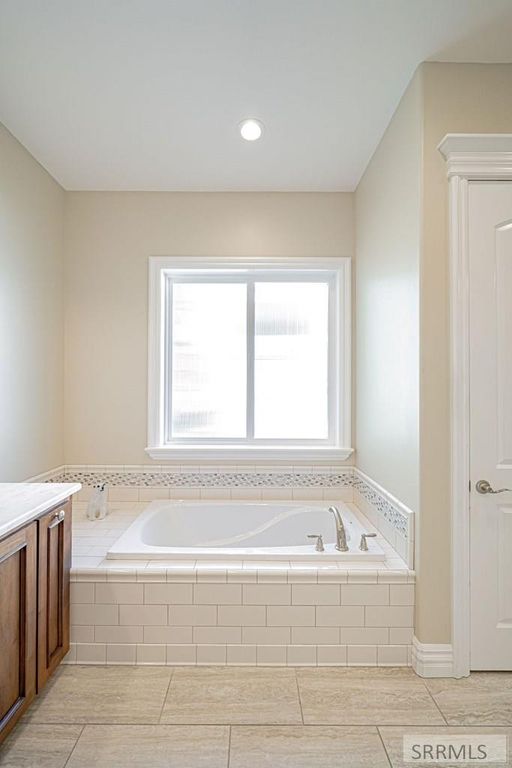 Image 30 of property listing at 899 N Von Elm Drive, Blackfoot, ID 83221