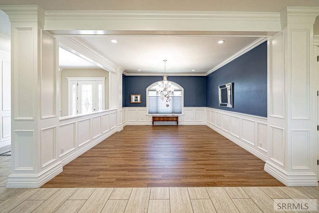 Image 7 of property listing at 899 N Von Elm Drive, Blackfoot, ID 83221