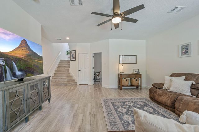 193 Purple Slate Place, The Woodlands, TX 77381