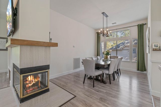 193 Purple Slate Place, The Woodlands, TX 77381