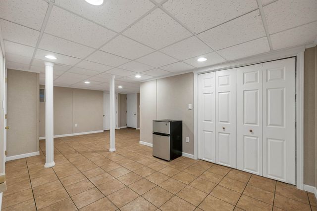 284 Hawthorne Street, Manchester, NH 03104