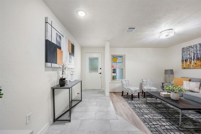 5507 De Milo Drive, Houston, TX 77092