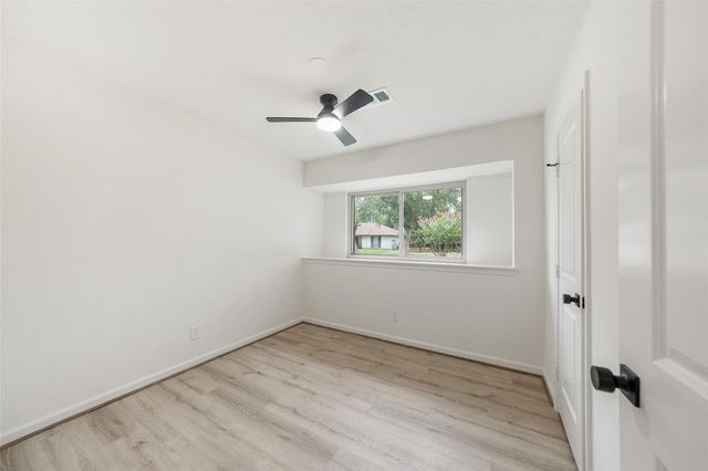5507 De Milo Drive, Houston, TX 77092