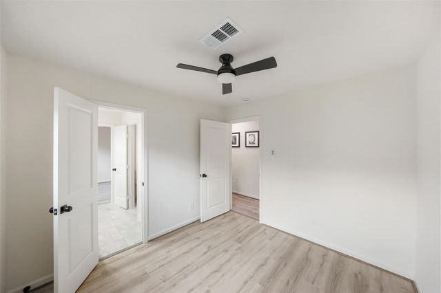 5507 De Milo Drive, Houston, TX 77092