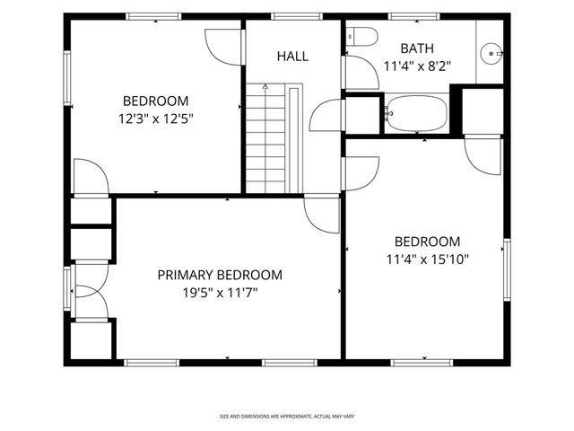 4 Woodlawn Oval, Wellesley, MA 02481