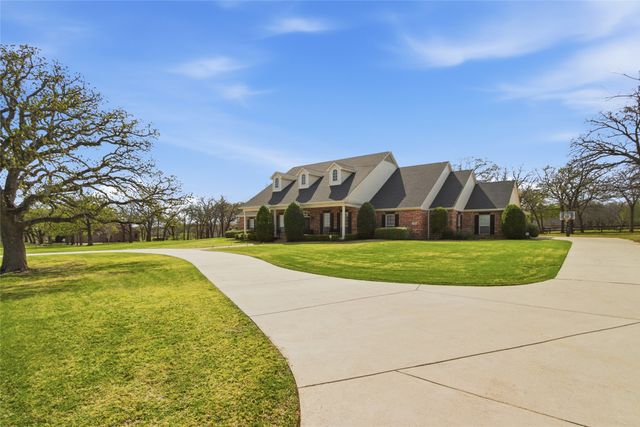 519 E Hickory Ridge Circle, Argyle, TX 76226