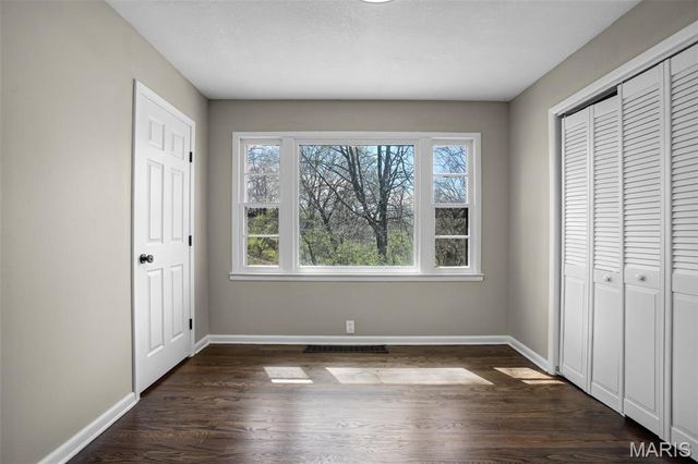 17 Marietta Place, Alton, IL 62002