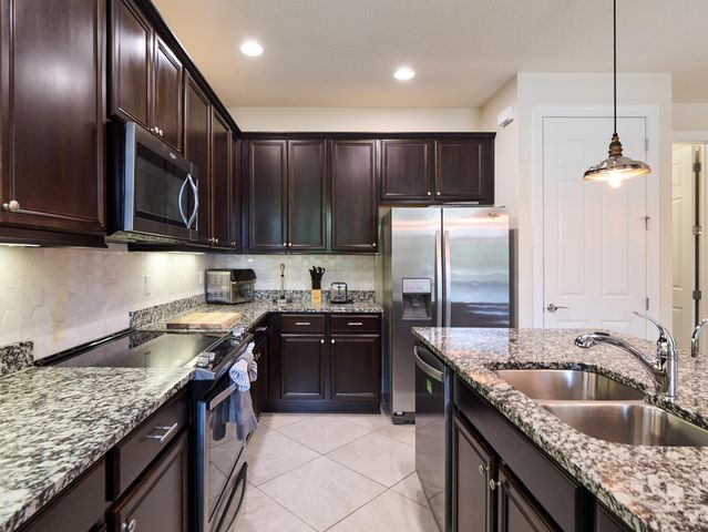 1080 Community Drive, Jupiter, FL 33458