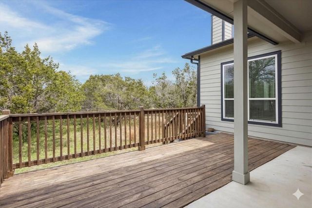 26 Quiet Meadow CIR, Wimberley, TX 78676