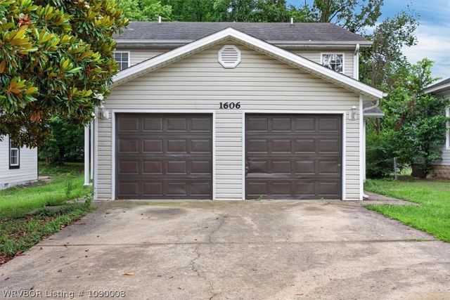1606 Cedar Street, Van Buren, AR 72956