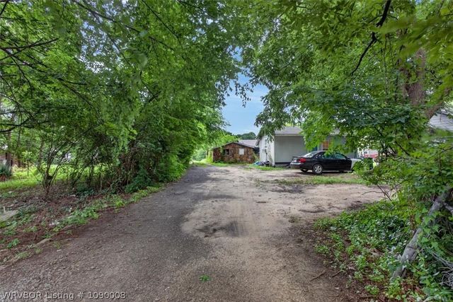 1606 Cedar Street, Van Buren, AR 72956