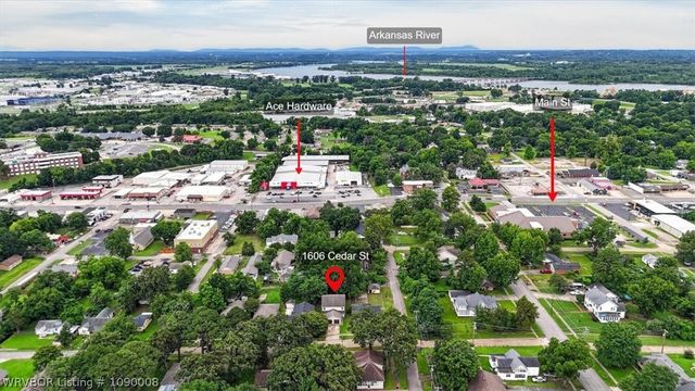 1606 Cedar Street, Van Buren, AR 72956
