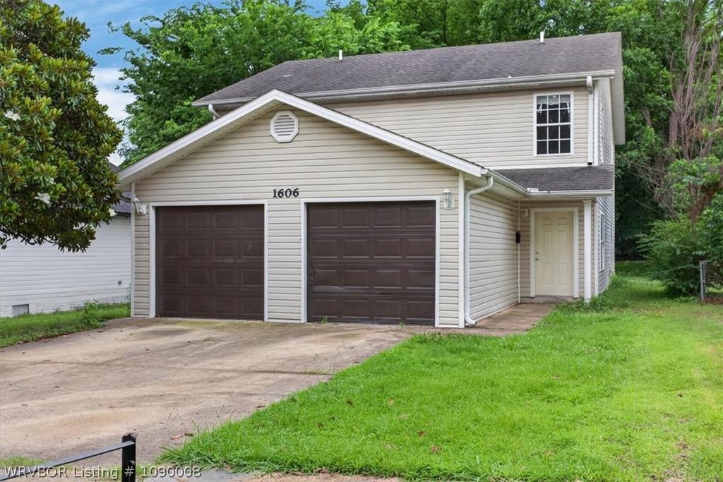 1606 Cedar Street, Van Buren, AR 72956