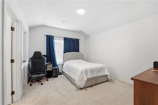 18926 Ocheltree Street, Spring Hill, KS 66083