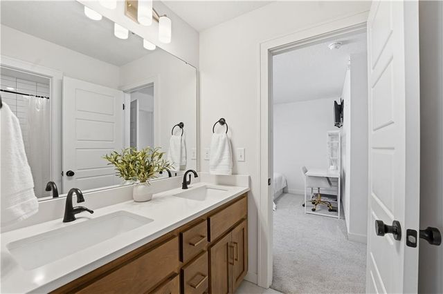 18926 Ocheltree Street, Spring Hill, KS 66083