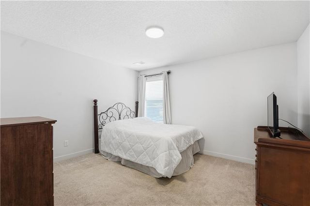 18926 Ocheltree Street, Spring Hill, KS 66083