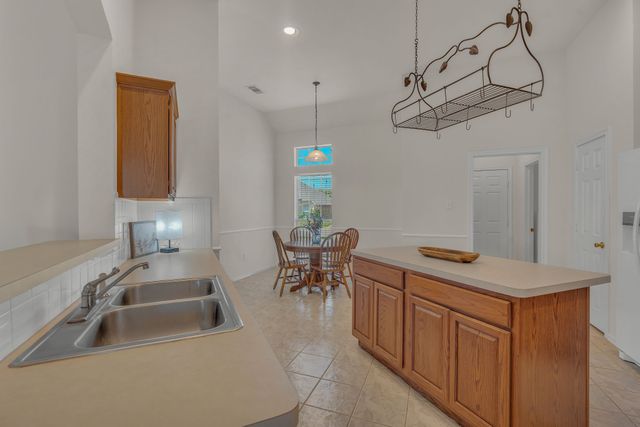 6607 Terrace Glen Drive, Arlington, TX 76002