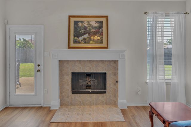 6607 Terrace Glen Drive, Arlington, TX 76002