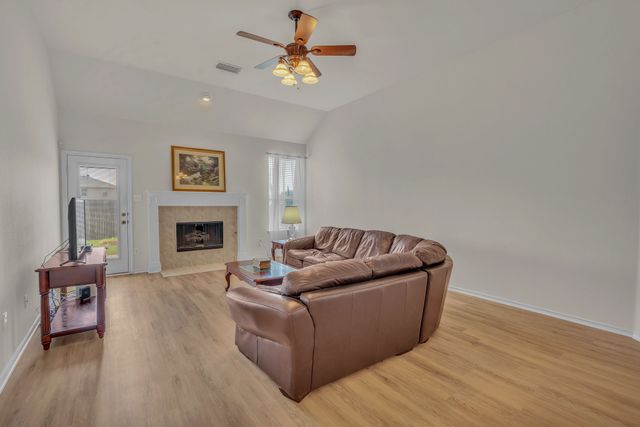 6607 Terrace Glen Drive, Arlington, TX 76002