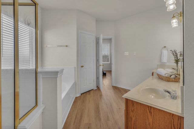 6607 Terrace Glen Drive, Arlington, TX 76002