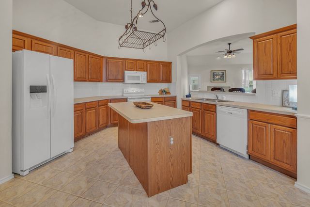 6607 Terrace Glen Drive, Arlington, TX 76002