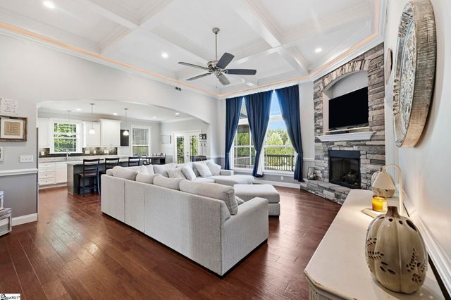 720 E Ridgewater Drive, Chesnee, SC 29323