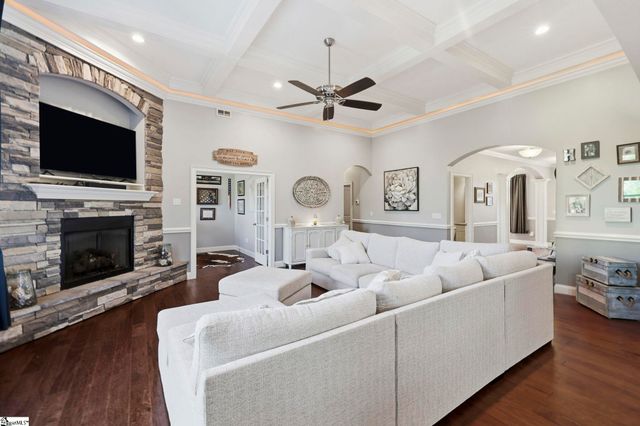 720 E Ridgewater Drive, Chesnee, SC 29323