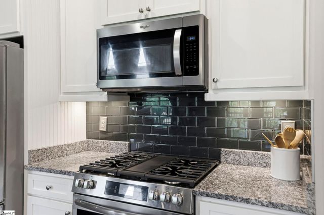 720 E Ridgewater Drive, Chesnee, SC 29323