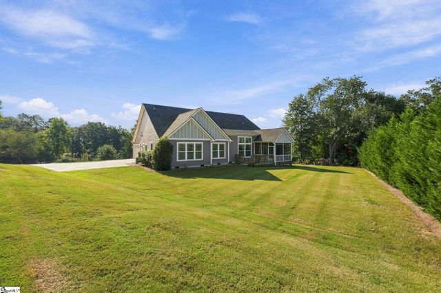 720 E Ridgewater Drive, Chesnee, SC 29323