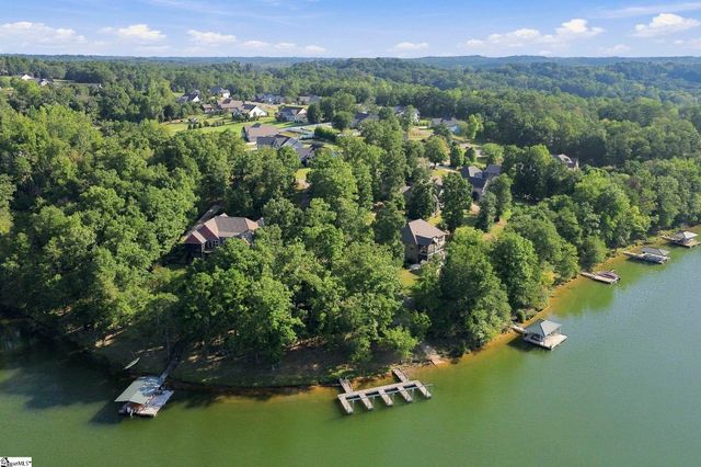 720 E Ridgewater Drive, Chesnee, SC 29323
