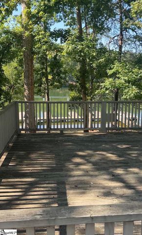 720 E Ridgewater Drive, Chesnee, SC 29323