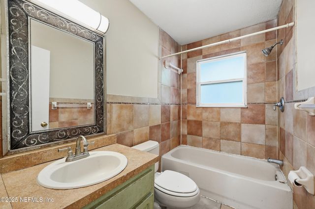 11948 AARON Road, Jacksonville, FL 32218