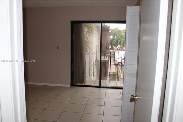 5446 W 26th Avenue C20, Hialeah, FL 33016