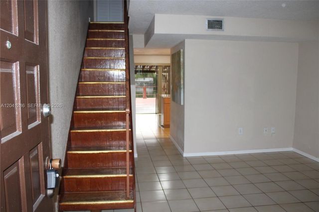 5446 W 26th Avenue C20, Hialeah, FL 33016