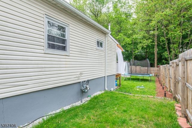 20 Park Dr, Oakland Boro, NJ 07436