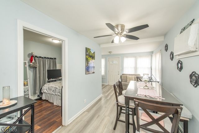 20 Park Dr, Oakland Boro, NJ 07436