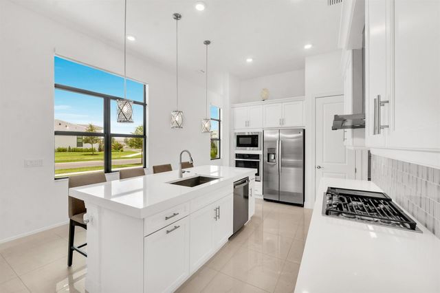 5357 Saint Armands Way, Westlake, FL 33470