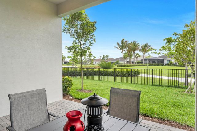 5357 Saint Armands Way, Westlake, FL 33470