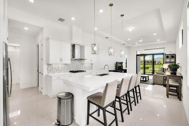5357 Saint Armands Way, Westlake, FL 33470