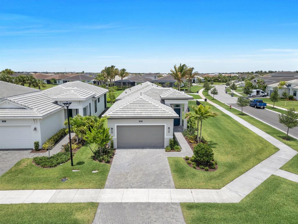 5357 Saint Armands Way, Westlake, FL 33470