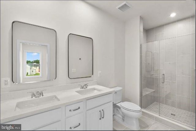 112 GALAXY, Stephenson, VA 22656