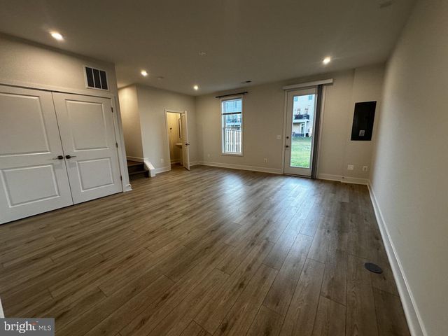 112 GALAXY, Stephenson, VA 22656