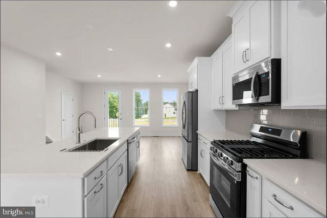 112 GALAXY, Stephenson, VA 22656