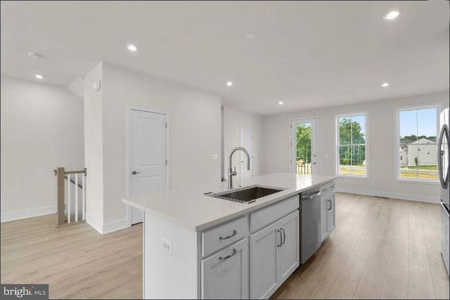 112 GALAXY, Stephenson, VA 22656