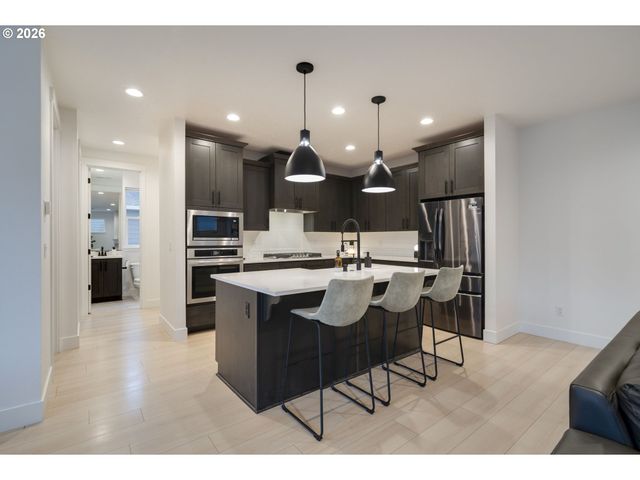 18008 Ne 48TH Ct, Vancouver, WA 98686