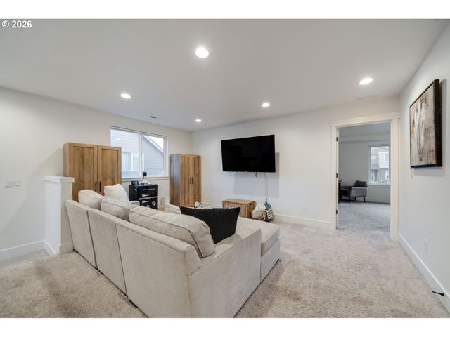 18008 Ne 48TH Ct, Vancouver, WA 98686