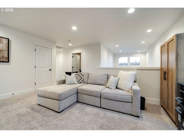 18008 Ne 48TH Ct, Vancouver, WA 98686